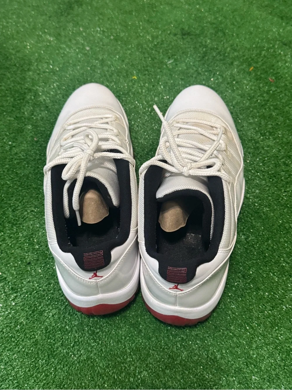 Jordan 11 Retro Low Cherry Bottom